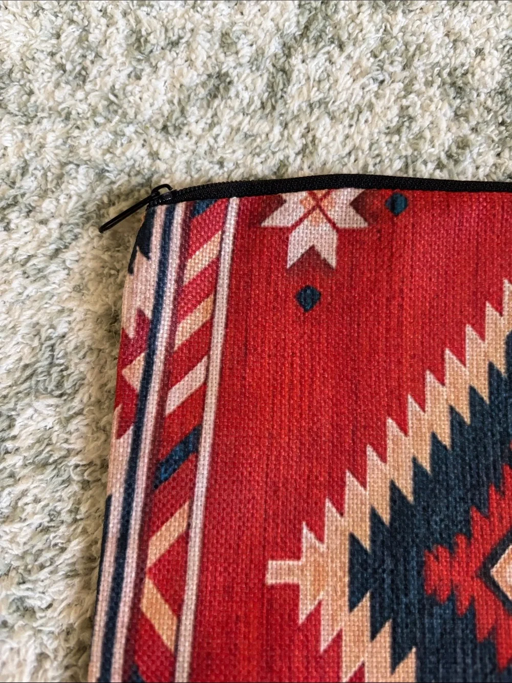 Navaho Santa Fe Stylized Red Geometric Southwestern Travel Bag NWT 8.5x7.75”